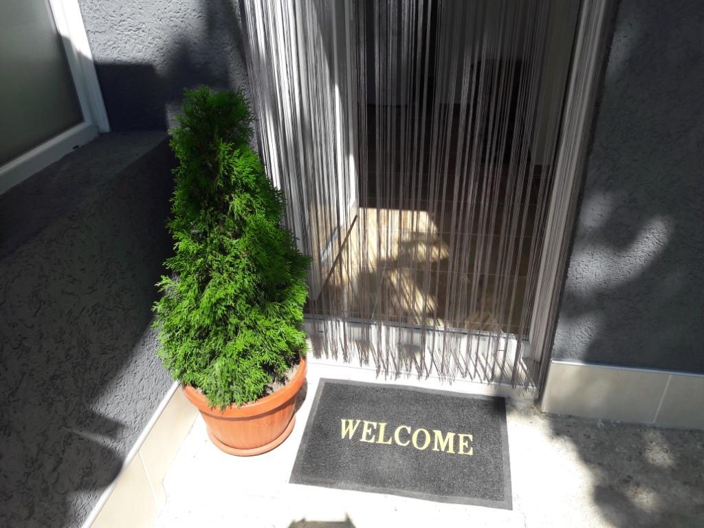 Guest House Simon Green Balcic Exterior foto